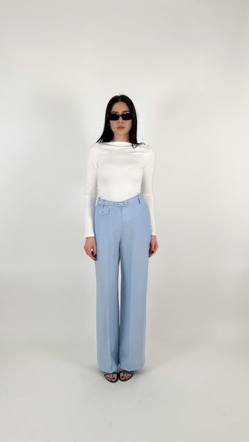 Pantalone vita alta e gamba larga