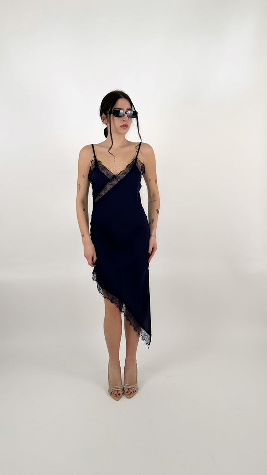 Abito Sottoveste Asimmetrico